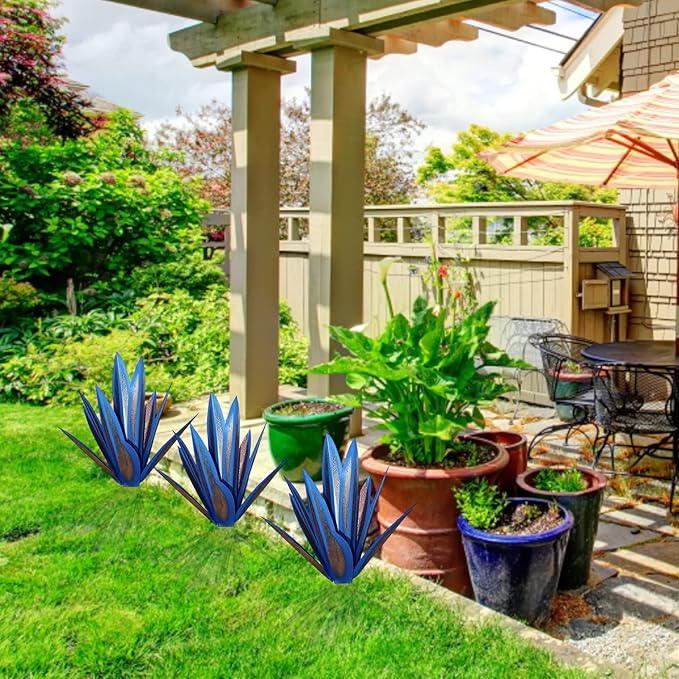 NIDONE Garden Tequila Decor, 2PCS DIY Metal Tequila Rustic Sculpture Metal Agave Yard Art for Outdoor Lawn Ornaments (Blue)