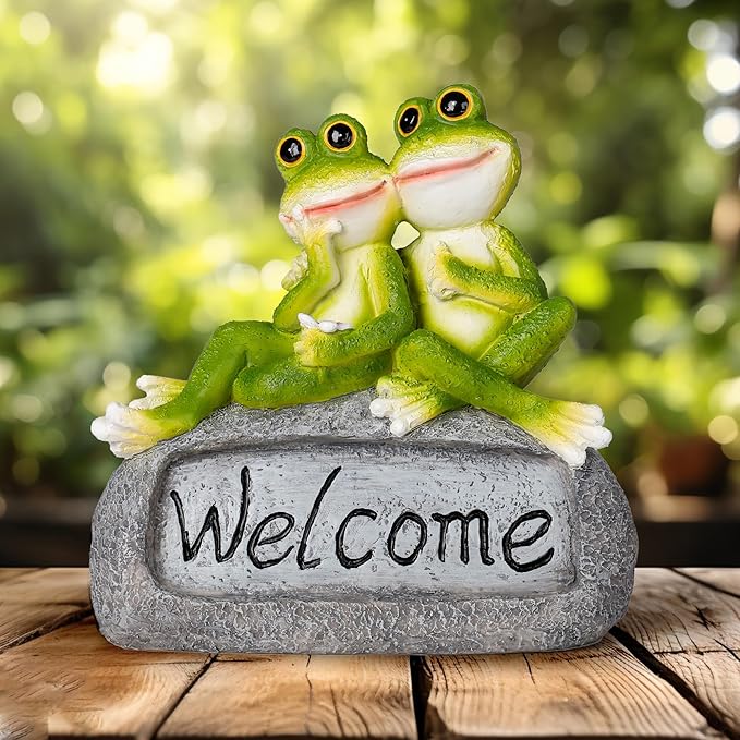 Lily's Home Cute Frog Ornament - Polyresin Garden Statue for Patio, Yard & Rooftop | Weatherproof Outdoor Decor | Charming Animal Figurine for Indoor/Outside Use