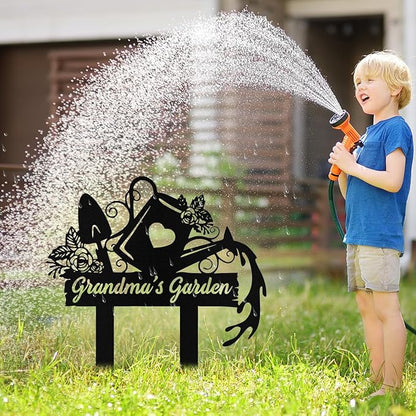 Personalized Metal Garden Signs with Stake, Custom Garden Tool Signs Decor Outside Waterproof, Customized Name Sign Yard Lawn Gardens Decor Gardening Gifts for Moms Grandmas Gardeners