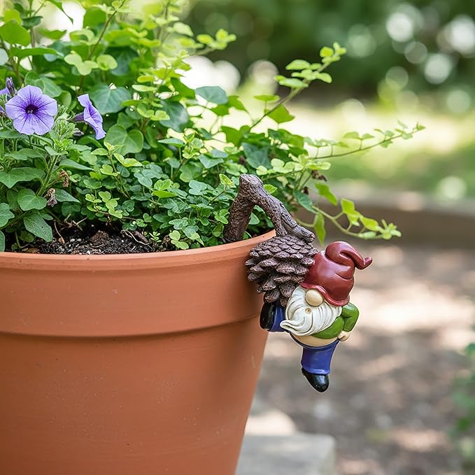 2PCS Cute Sleeping Gnome Statue Flower Pot Hugger, Standing and Leaning on Pine Nuts Gnome Resin Hanging Statue Outdoor Garden Decor, Fence Ornaments for Patio Lawn Garden Yard Plant Pot
