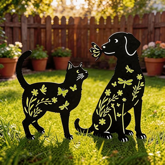 Black Metal Cat&Dog Silhouette Garden Stakes,Decorative Garden Stakes,Pet Memorial Grave Markers for Dogs&Cats,Outdoor Yard Art Decor, for Pet Lovers,Yard Art,Patio Lawn Ornaments