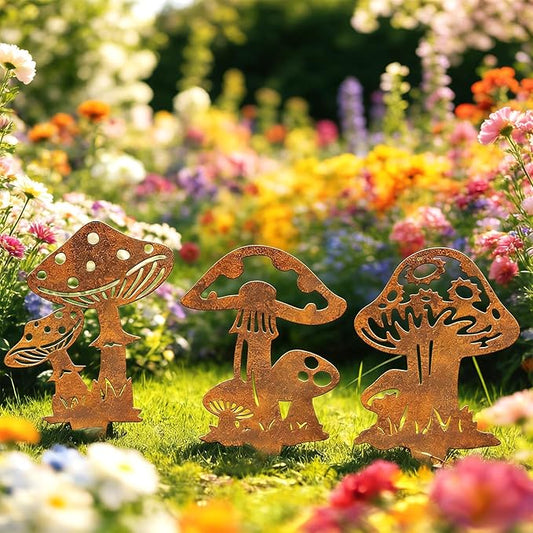 Resama 3 Piece Rusty Metal Mushroom Garden Stakes, Rustic Metal Mushroom Yard Art Decor, Outdoor Garden Decorations for Lawn Patio Backyard, Cottagecore Garden Gifts