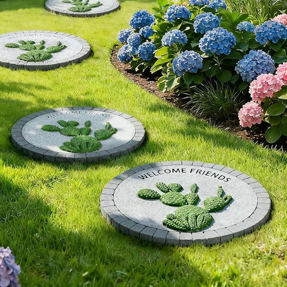 Landoraloria Cement Garden Stepping Stones Outdoor 10” Round Welcome Path Stones with Succulent Design Outdoor Yard & Patio Decor Hand-Painted Cactus Welcome Sign
