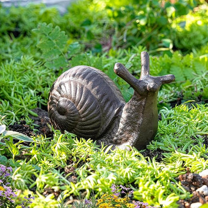 Sungmor Cast Iron Snail Statue,3.7" Vintage Black Brown Garden Figurine,Rustic Indoor Outdoor Desk Ornament for Patio,Bookshelf Decor