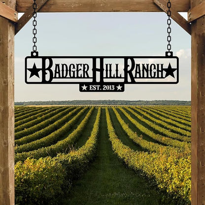 Personalized Metal Farm Sign, Customized Family Name Ranch Sign, Large Last Name Sign for Farmhouse Decoration, Outdoor Farm Wall Art, Welcome Sign, Entrance Gate Sign, Farm Lovers Gift, Garden Decor