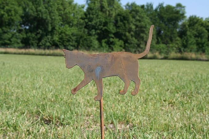 Pets and Farm Animals Metal Garden Landscape Stake (9" Wide Cat on Stake, Naturally Rusted)