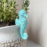 Seahorse Figure Plant Pot Hanger, Turtle Flower Pot Hugger, Resin Tortoise Statue, Funny Pot Huggers for Planters, Cute Climbing Tortoise Flower Pot Hugger, Garden Fence Balcony Patio Yard (Seahorse)