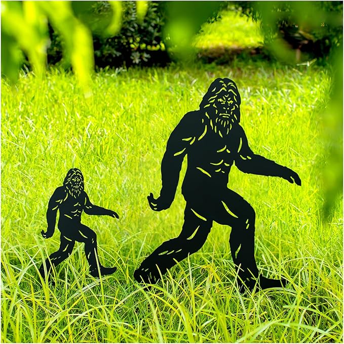 15.8 inch Bigfoot Metal Outdoor Decor Big Foot Sasquatch Gifts for Men Dad Women Bigfoot Silhouette Statues for Outside, Patio, Lawn, Yard Art, Forests, Yard Display, Garden Decorations