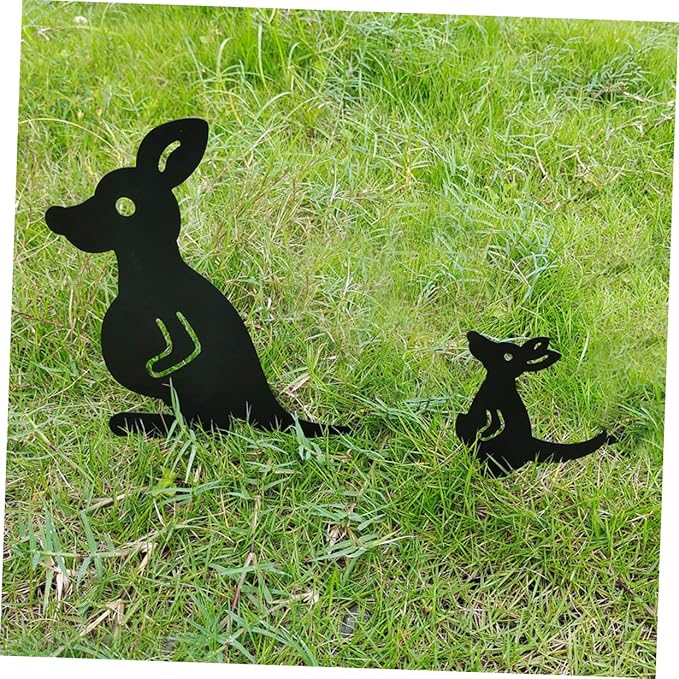 BESPORTBLE Hollow Iron Kangaroo Lawn Statue Outdoor Garden Art Decor for Backyard and Courtyard Weatherproof Animal Figurines for Farmhouse and Rustic Style