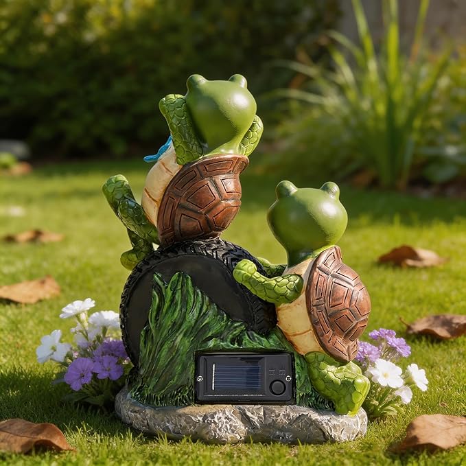 Frog Garden Decor, Solar Garden Lights Frog Statue, 9.25'' Frog Outdoor Decor, Outdoor Frog Figurines Decorations for Patio Yard Lawn Ornaments, Gifts for Birthday Housewarming Mothers Day ﻿