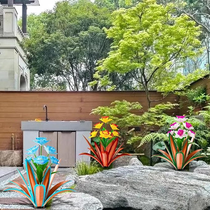 TOMBABY Huge Metal Agave Plants Outdoor Decoration Outdoor Garden Decorated with Flowers Mexican Yard Art Plant Garden Gift (Blue 2 Pack)