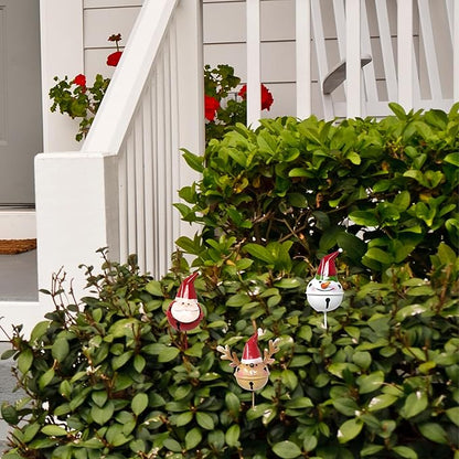 Christmas Metal Garden Stakes 3-Piece Set – Vintage Style Snowman, Reindeer & Santa Outdoor Yard Decorations, Hand-Painted Rustic Winter Lawn Porch Patio Decor for Home & Garden Lovers
