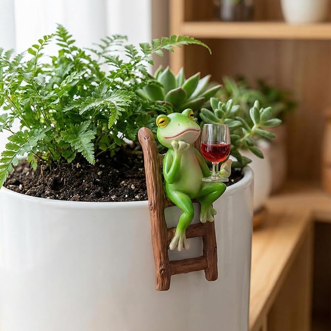 Frog Garden Decor - Mini Resin Frogs Figurines, Waterproof Garden Frogs Outdoor Decor for Patio,Flower Pot & Indoor Shelf,Funny Garden Decor Frog Ornament Gift for Plant Lovers