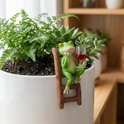 Frog Garden Decor - Mini Resin Frogs Figurines, Waterproof Garden Frogs Outdoor Decor for Patio,Flower Pot & Indoor Shelf,Funny Garden Decor Frog Ornament Gift for Plant Lovers