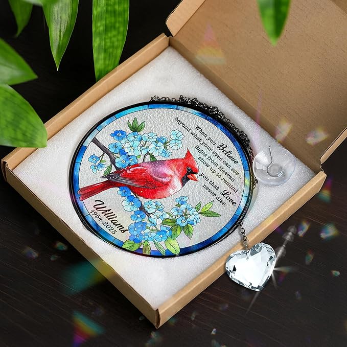 Personalized Cardinal Memorial Stained Glass Suncatcher, Red Cardinal Window Hanging Suncatcher with Crystal, Sympathy Gifts for Loss of Loved One, Remembrance Gifts for Grandparent, Mom, Home Décor