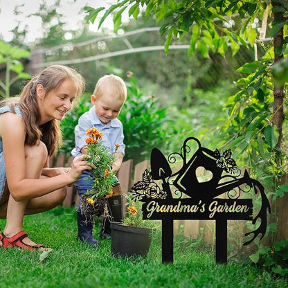 Personalized Metal Garden Signs with Stake, Custom Garden Tool Signs Decor Outside Waterproof, Customized Name Sign Yard Lawn Gardens Decor Gardening Gifts for Moms Grandmas Gardeners