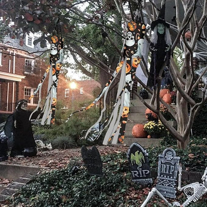 Halloween Ghost Pumpkin Skull Windsocks Hanging Durable Machine Washable Fabric Outdoor Hanging Decoration for Home Yard Patio Lawn Garden Tree Party Halloween Scary Horror Decor