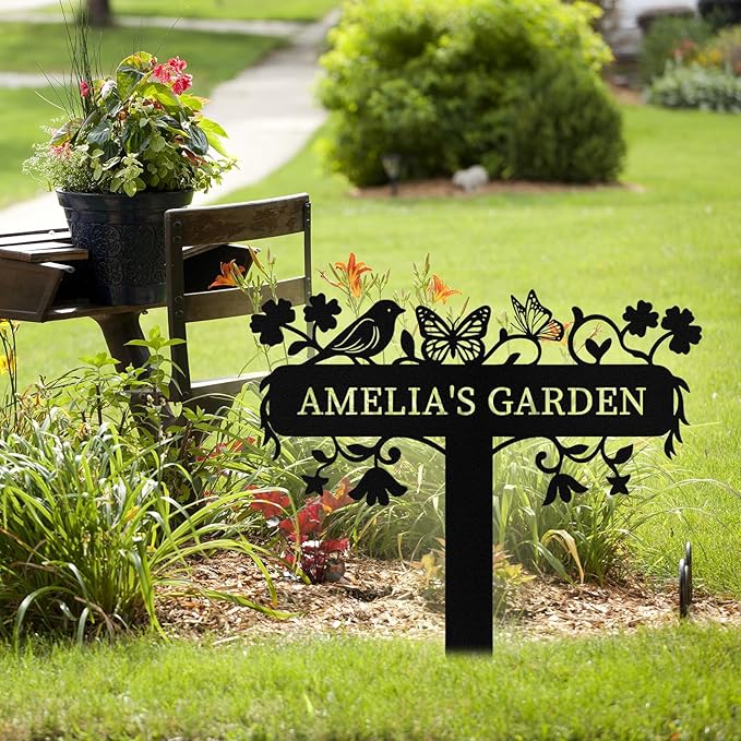 Personalized Metal Garden Signs with Stake, Custom Garden Signs for Outside Waterproof, Customized Name Sign Yard Lawn Gardens Decor Gardening Gifts for Moms Grandmas Gardeners