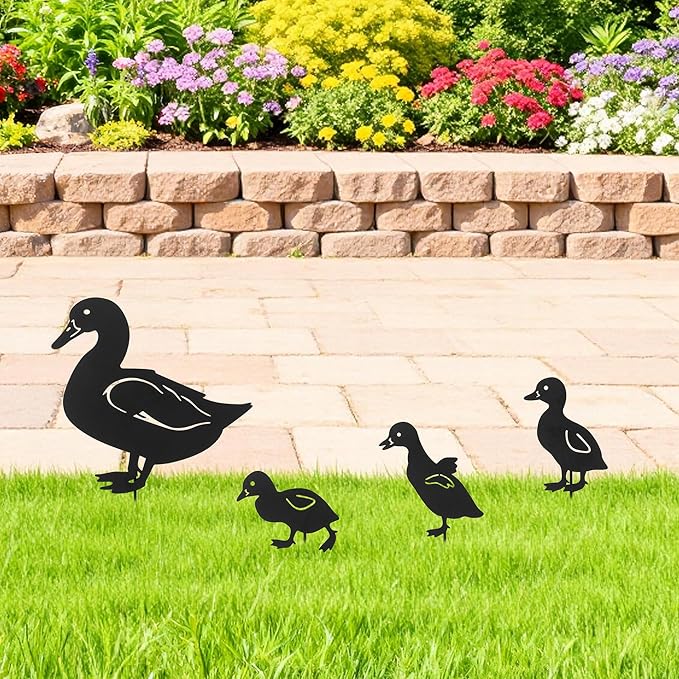 Glitzhome Set of 4 Duck Yard Signs, Black Metal Duck Silhouette Stakes with Hanging Option, Decorative Garden Stakes Yard Art for Spring Lawn Patio Wall Decor, 18" H