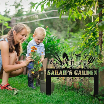 Personalized Metal Garden Signs with Stake, Custom Garden Tool Signs for Outside Waterproof, Customized Name Sign Yard Lawn Gardens Decor Gardening Gifts for Moms Grandmas Gardeners