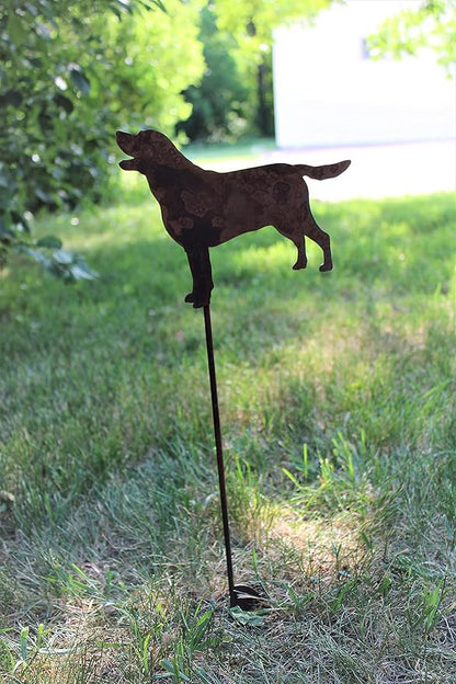 Pets and Farm Animals Metal Garden Landscape Stake (9" Wide Labrador Dog on Stake, Naturally Rusted)