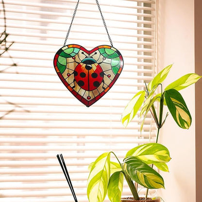 Ladybug Stained Glass Window Hanging, Heart Shape Glass Sun Catchers with Chain, Ladybugs Ornaments for Garden, Whimsigoth Decor Gifts for Woman, Men