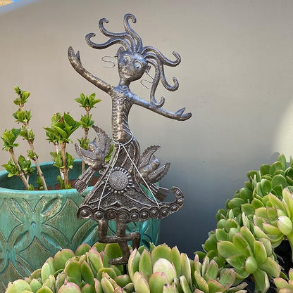 Garden Stake, Decorative Home Decor, Bloom Your own Way, Fall Metal Plant Stake - Outdoor Garden Yard Decor, Ornament Patio Marker 10" X 17"