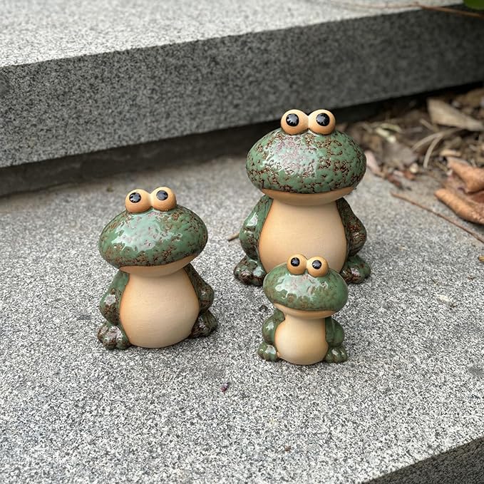 Lee's Clover Glazed Ceramic Frog Garden Decor Set of 3 – Cute Frog Lawn Ornaments & Outdoor Figurines for Yard | Garden Decorations for Patio, Pond, Porch