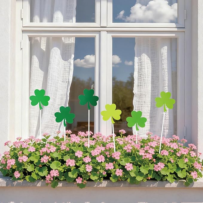 Metal St. Patrick's Day Planter Stakes - 6Pcs Green Shamrock Yard Sign Decorative Garden Stake for Planter Outdoor Backyard Pathway Lawn Plant Pot Decor St. Patrick's Day Spring Party Supply