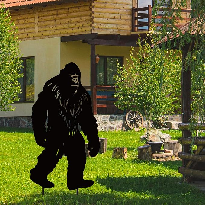Gosknor Outdoor Metal Bigfoot Decor, Big Foot Yard Sign Stake Bigfoot Silhouette Sasquatch Yard Decor Sasquatch Statue Gift for Garden Yard Lawn Forest Decoration