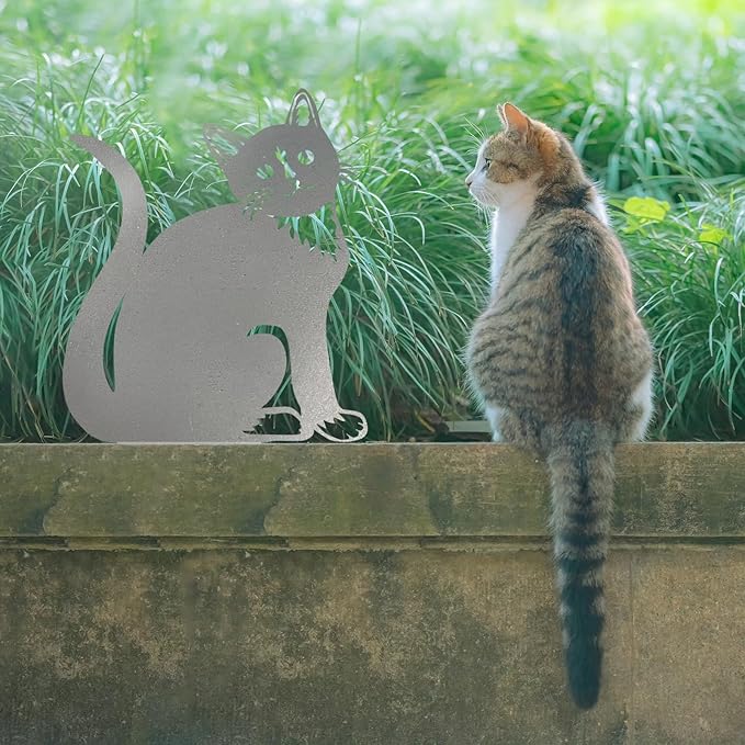 Metal Cat Decoration, Silver Garden Ornaments Silhouette Simulation Figurine Home Decor Rustic Outdoor Patio Yard Adornment Metal Cat Statues