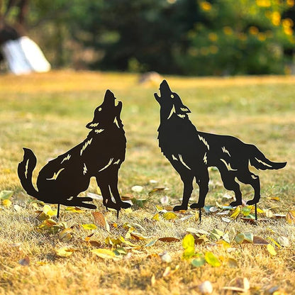 LHEARTMIC Wolf Metal Garden Decor for Outside Gifts for Women Men Black Wolf Decorative Garden Stakes Silhouette Statues Decorations for Patio, Lawn, Backyard, Pathway, Outdoor, Yard Art Ornaments