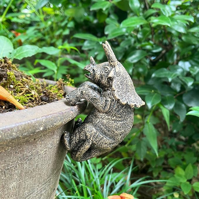 Miniature Triceratops Figurines Plant Decorations for Pots,Vintage Resin Hanging Triceratops Statue Planter Pot Hugger,Cute Climbing Dinosaur Flower Pot Hanger,Funny Garden Decor Outdoor Yard Gifts