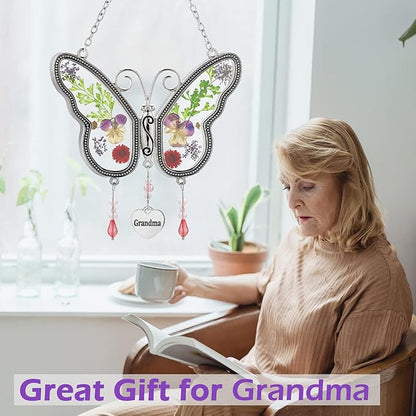 Butterfly Suncatcher Grandma Stained Glass Sun Catcher for Windows Hangings Ornament with Pressed Real Flower Wings in Glass and Metal Heart Charm Birthday Gift for Women Mothers Day Christmas