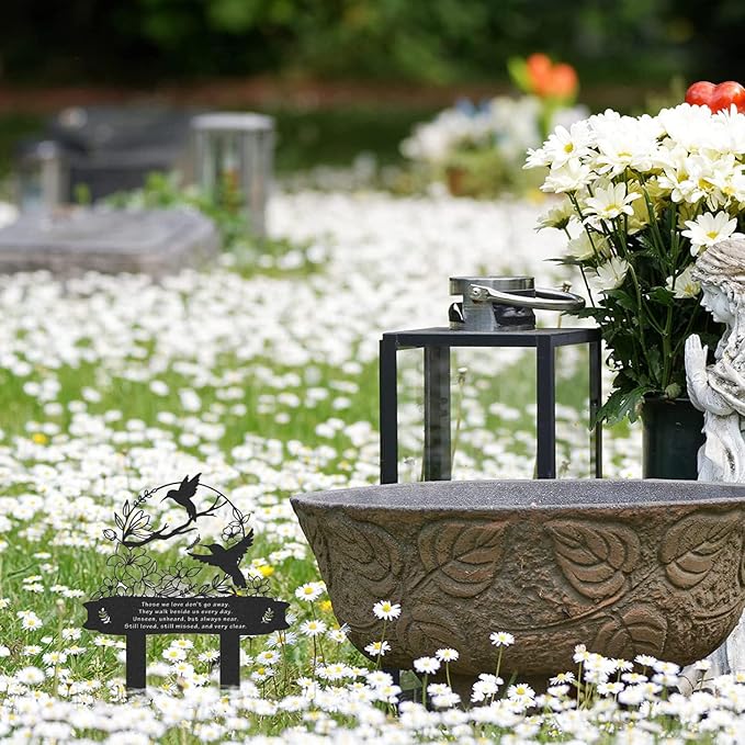 Memorial Plaques Stake Grave Decorations for Cemetery Metal Grave Plaque Stakes Markers Sympathy Waterproof Cemetery Decor for Dad Mom Grandma Outdoors Garden Personalized (Type B)