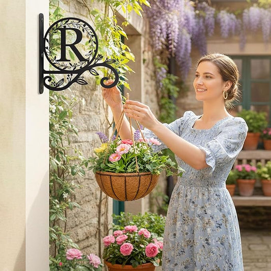 Metal Initial Letter R Plant Hanger Bracket, Decorative Wall Mount Hanging Plant Hook, Monogram Floral Leaf Garden Decor for Hanging Baskets, Bird Feeders, Lanterns, Wind Chimes