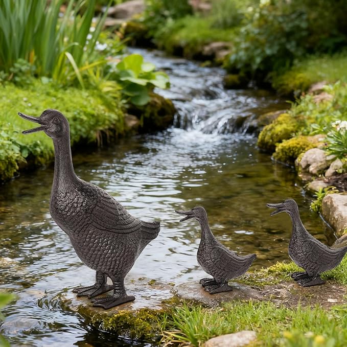 Sungmor Vintage Cast Iron Duck Garden Statue - 15.7" Tall Heavy Duty Outdoor Mother Duck Figurine, Rustic Animal Sculpture for Lawn, Patio, Yard - Antique Brown Finish, Farmhouse Home Decoration