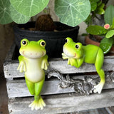 Banax 2 Pcs Cute Climbing Frog, Figurines Frog Statue Flower Pot Hugger Resin Hanging Sculpture Outdoor Statue Plant Pot Decorations for Home Garden Patio Lawn Yard Ornaments