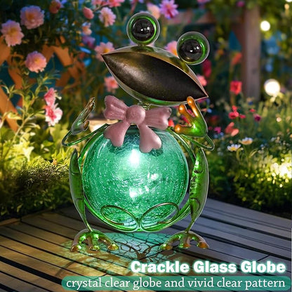 MUMTOP Frog Garden Decor, Frog Solar Lights Outdoor Decorative Waterproof with Crackle Glass Globe and Bowknot Yard Ornaments for Tabletop Garden Lawn Outside Porch Home Decorations