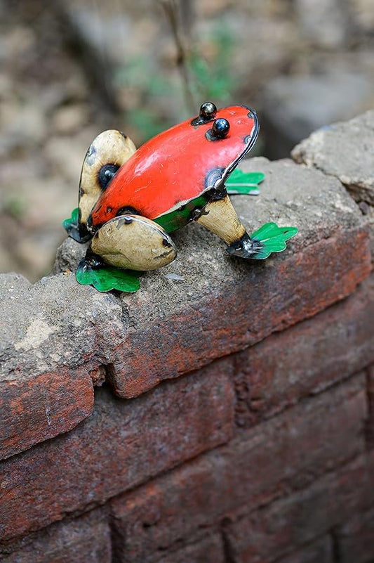 De Kulture Handcrafted Recycled Iron Small Frog Decorative Collectible Figurine showpiece Beautify Home Office Holiday décor| Ideal for Garden Balcony Terrace Decoration, 6.3x4.8x3.9 (LWH) inches
