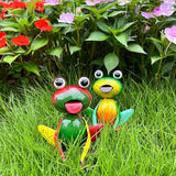 Metal Garden Decor for Outside Set of 2 Cute Small Frogs - OutdoorGarden Sculptures & Statues, Patio Lawn Backyard Fence Porch Decor, Metal Yard Art Ornaments, Garden Gifts for Mom Women Grandma