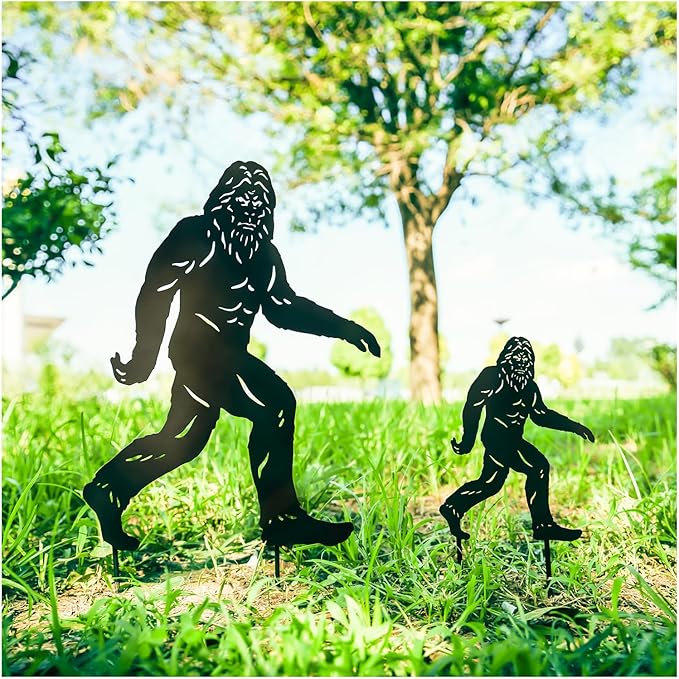 15.8 inch Bigfoot Metal Outdoor Decor Big Foot Sasquatch Gifts for Men Dad Women Bigfoot Silhouette Statues for Outside, Patio, Lawn, Yard Art, Forests, Yard Display, Garden Decorations