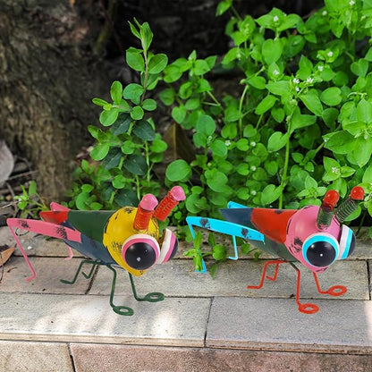 Metal Yard Art Garden Decor, Cute Locust Lawn Ornament Backyard Decorations Animal Hanging Flower Pot and Vase Hugger, 3D Garden Sculptures & Statues, Gifts for Grandma Mom - Set of 3
