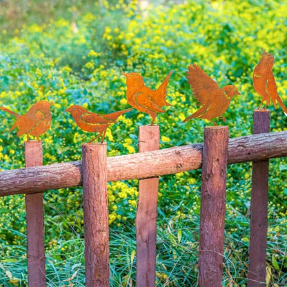 Rusty Bird Silhouette with Rusty Patina Birds Decoration Lifelike Metal Birds Garden Ornaments Silhouette Simulation Bird Figurine Rustic Outdoor Patio Yard Adornment (Fretwork)