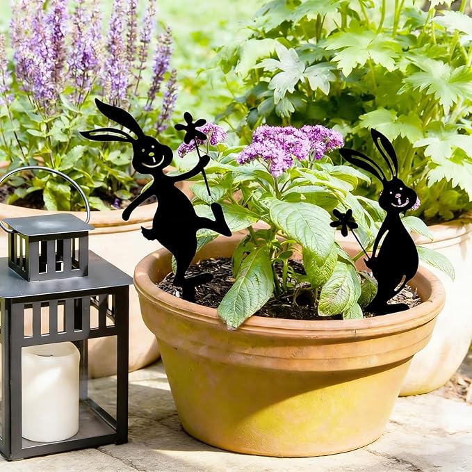 2 Pcs Metal Rabbits Decorative Statues, Black Metal Yard Art Animals Garden Stakes Rabbit Silhouette,Rabbits Yard Art, Flowerbed Decoration, Outdoor Decor