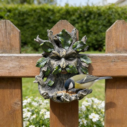 Whimsical Tree Face Garden Decoration ，Tree Faces Decor Outdoor Wallmounted Statue Art with Leaf Features, Outdoor Decor Garden Accessory (Home Decor)