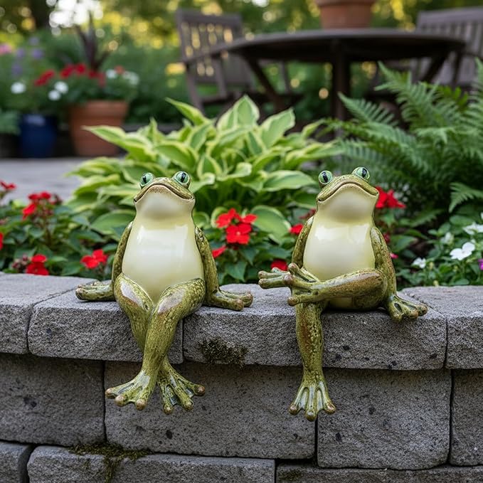 Braxio Frog Statue Outdoor Garden Decor - 2-Pack Sitting Frog Sculptures for Patio, Yard, Plant Pot, Cute Cartoon Frog Figurines Home Decor Gift, Resin Art Ornament 4.2 x 4.5 x 5.2 Inches
