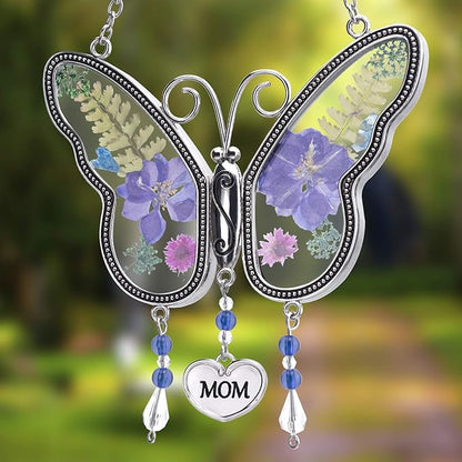 Laraine Butterfly Suncatcher with Pressed Flower Wings Mother's Day Butterfly Glass Wind Chime Ornament Charm with Metal Heart Gifts for Mom Grandma Birthday (Purple Mom (with Free Hook))
