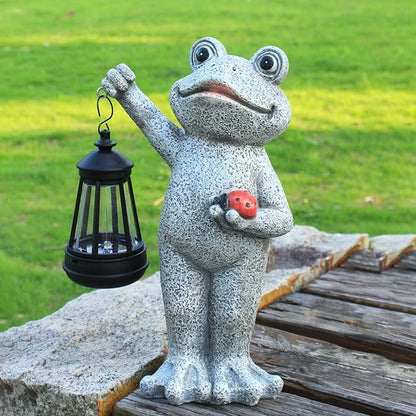 Frog Garden Statue Gifts Decor with Solar Outdoor Lantern for Patio Pathway Art Housewarming for Yard Decoration Lawn Ornament Gardening Gifts for Women Mom Grandma