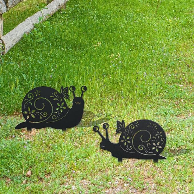 WADORN 2 Styles Snails Metal Decorative Garden Stakes, Funny Snails Flower Metal Silhouette Statues Animals Garden Ornament Gifts Black Yard Art Decoration for Outdoor Backyard Patio Lawn Walkways